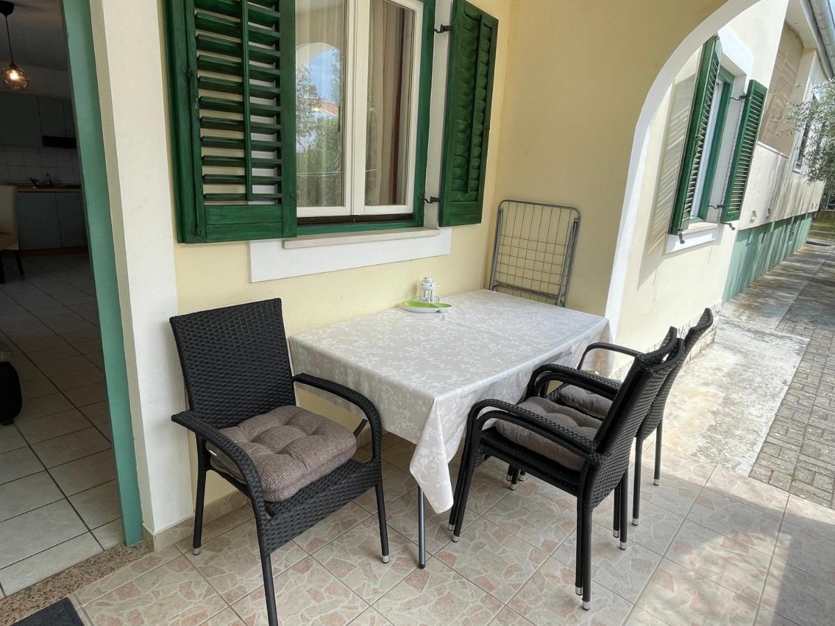 Apartments Antonija Punta Skala Next To Falkensteiner Resort เพทรอซาเน ภายนอก รูปภาพ