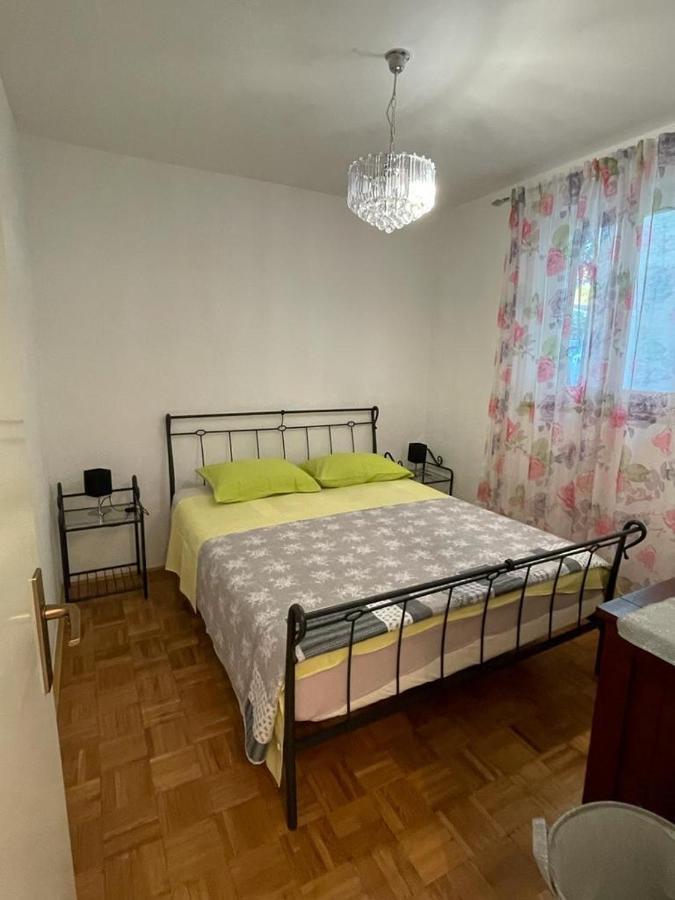 Apartments Antonija Punta Skala Next To Falkensteiner Resort เพทรอซาเน ภายนอก รูปภาพ