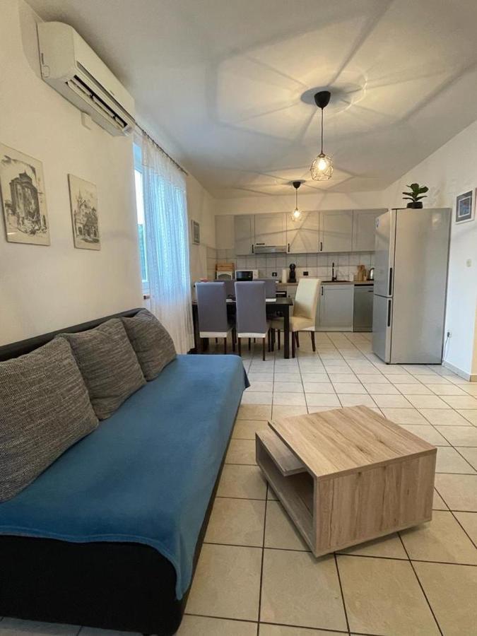 Apartments Antonija Punta Skala Next To Falkensteiner Resort เพทรอซาเน ภายนอก รูปภาพ