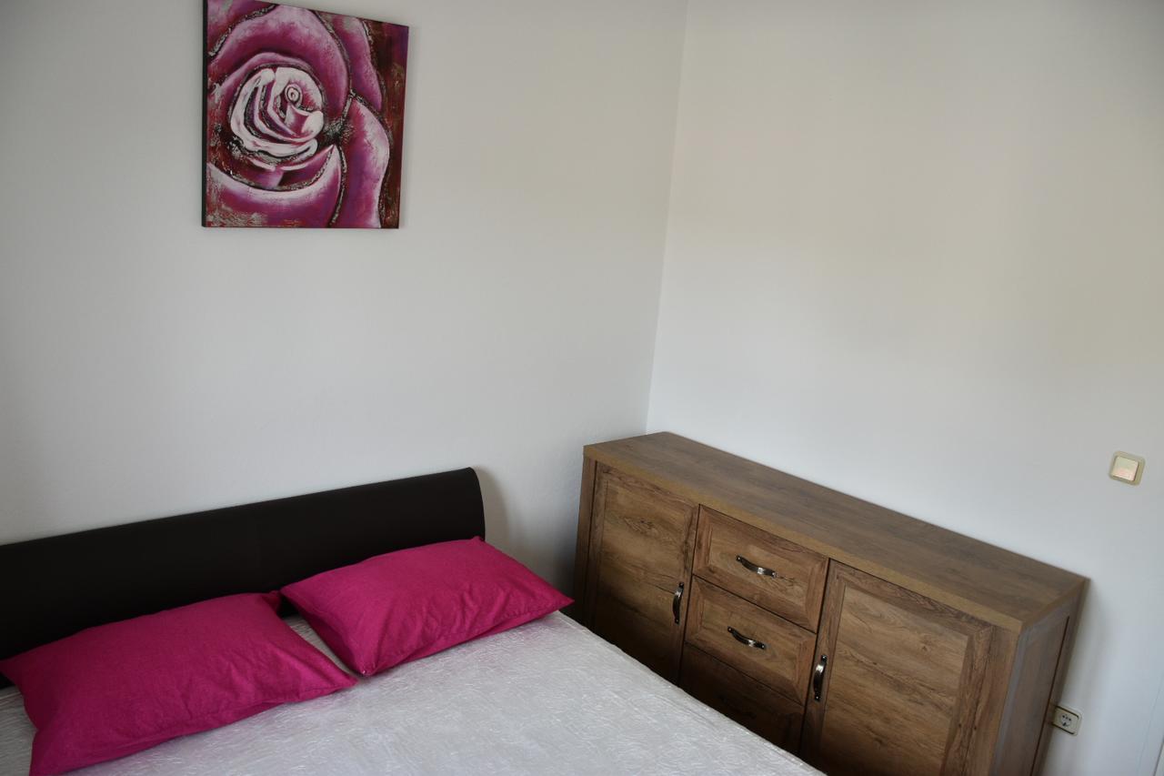 Apartments Antonija Punta Skala Next To Falkensteiner Resort เพทรอซาเน ภายนอก รูปภาพ