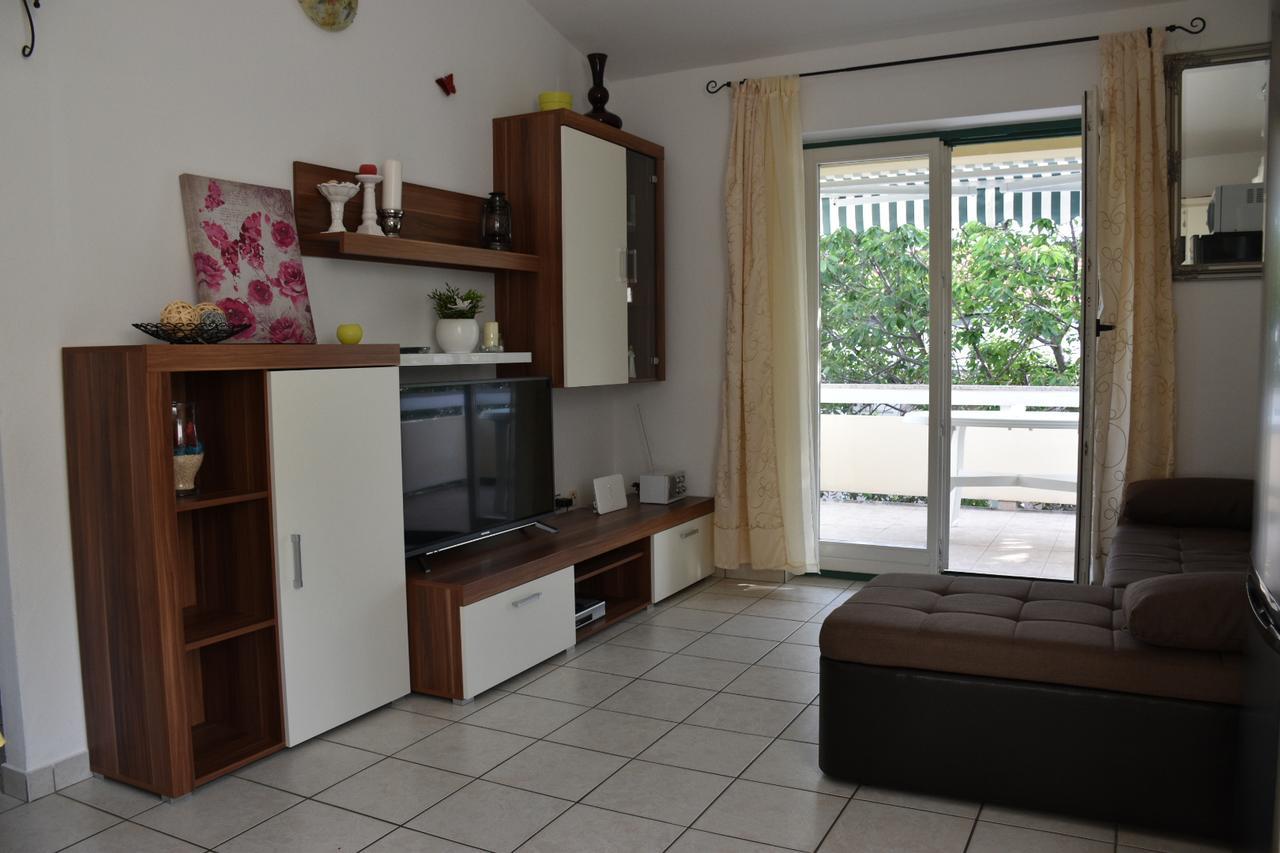 Apartments Antonija Punta Skala Next To Falkensteiner Resort เพทรอซาเน ภายนอก รูปภาพ