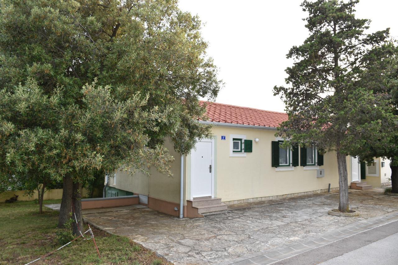 Apartments Antonija Punta Skala Next To Falkensteiner Resort เพทรอซาเน ภายนอก รูปภาพ