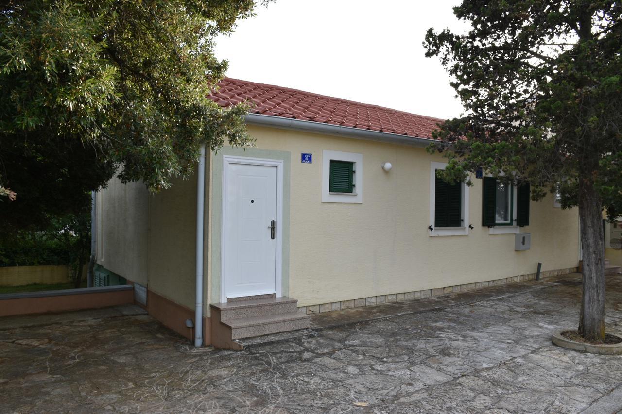 Apartments Antonija Punta Skala Next To Falkensteiner Resort เพทรอซาเน ภายนอก รูปภาพ